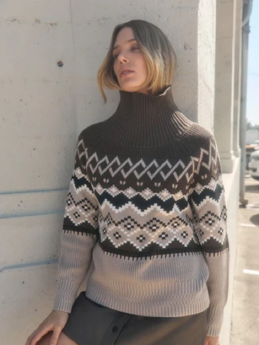 Like-new ALP N ROCK Leighton Mock Neck Ski Sweater in Coffee Fair Isle Ski Aprés